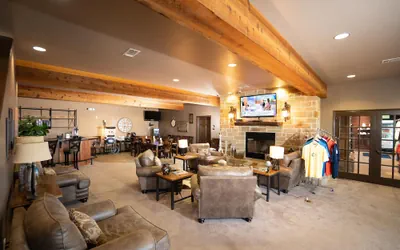 Photo 3 - The Hideout Golf Club & Resort