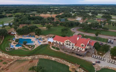 Photo 2 - The Hideout Golf Club & Resort