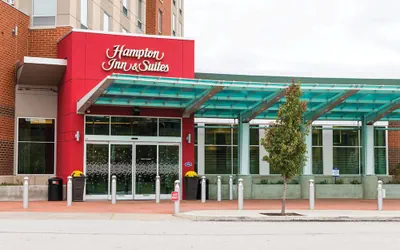 Photo 2 - Hampton Inn & Suites Erie Bayfront