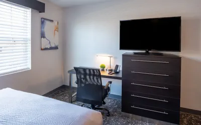 Photo 4 - Stay APT Suites Alexandria-Fort Belvoir
