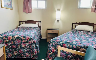 Photo 5 - The Perrysburg Budget Inn