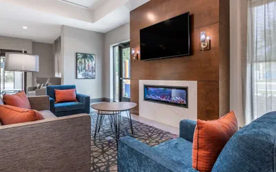 Photo 5 - Comfort Suites Gainesville near University