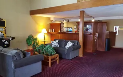 Photo 5 - Guest Lodge