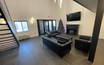 Photo 3 - Guest Lodge