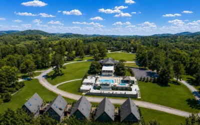 Photo 2 - SKYLARANNA Resort & Spa