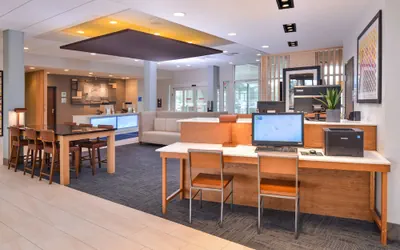 Photo 3 - Holiday Inn Express & Suites Wildwood The Villages by IHG