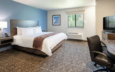 Photo 5 - My Place Hotel - Midland