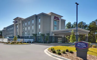 Photo 2 - Hampton Inn & Suites MacClenny I-10