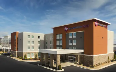 Photo 2 - Best Western Plus Desoto