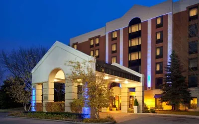Photo 2 - Radisson Hotel Schaumburg