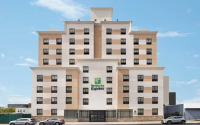 Photo 2 - Holiday Inn Express Jamaica - JFK AirTrain - NYC by IHG