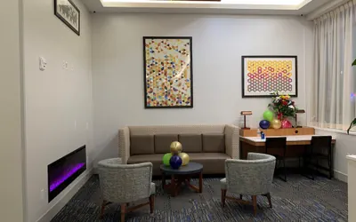 Photo 4 - Holiday Inn Express Jamaica - JFK AirTrain - NYC by IHG