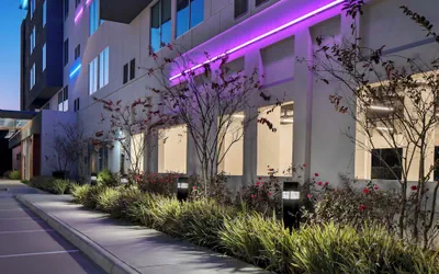 Aloft by Marriott Shenandoah Woodlands Area