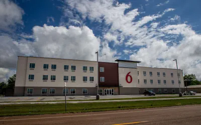 Photo 2 - Studio 6 North Platte, NE - East