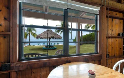 Photo 4 - Rock Reef Resort