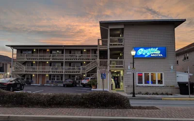 Photo 2 - Crystal Sands Motel