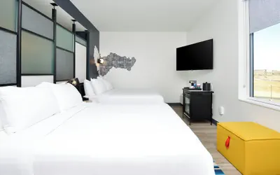 Photo 4 - Aloft by Marriott North Kansas City