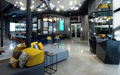 Photo 2 - Aloft by Marriott North Kansas City