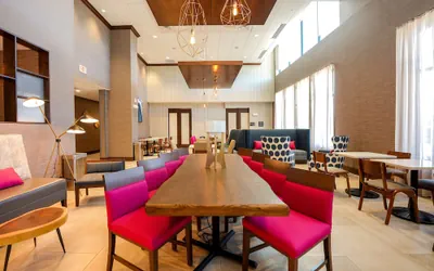 Photo 4 - Hampton Inn & Suites Aurora South Denver