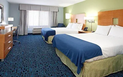 Photo 2 - Holiday Inn Express & Suites Green River by IHG