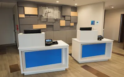 Holiday Inn Express & Suites Louisville N - Jeffersonville by IHG