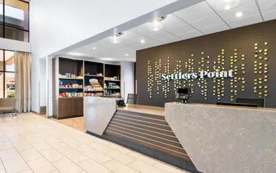 Photo 4 - Best Western Plus Settlers Point