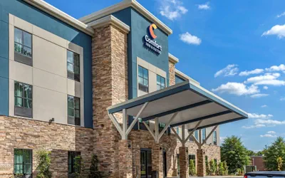 Photo 2 - Comfort Inn & Suites Olive Branch Old Towne