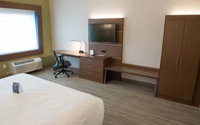 Photo 4 - Holiday Inn Express & Suites Dayton North - Vandalia by IHG