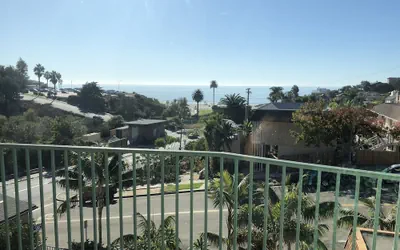 Photo 4 - Moonlight Beach Motel