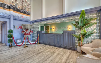 Photo 3 - SureStay Hotel by Best Western Tuscaloosa Southeast