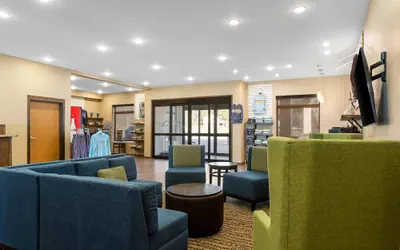 Photo 4 - Comfort Inn & Suites Munising-Lakefront