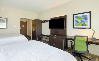 Photo 2 - Holiday Inn Express & Suites Abingdon by IHG