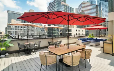 Photo 2 - EVEN Hotel Long Island City - New York by IHG