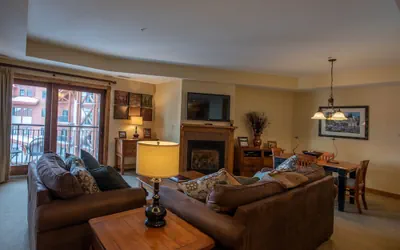 Photo 2 - Comfortable 1 Bedroom Slopeside Condo - No Cleaning Fee! by RedAwning