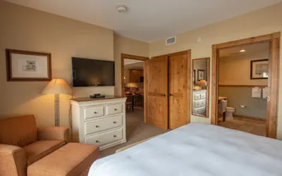 Photo 5 - Updated 1 Bedroom In Mountaineer Square Condo - No Cleaning Fee! by RedAwning