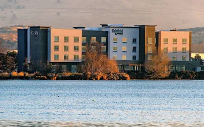 Photo 2 - Fairfield Inn & Suites by Marriott Klamath Falls