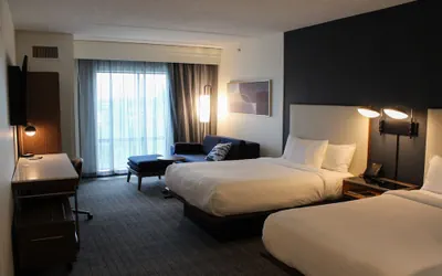 Photo 2 - Courtyard by Marriott Pittsburgh North/Cranberry Woods