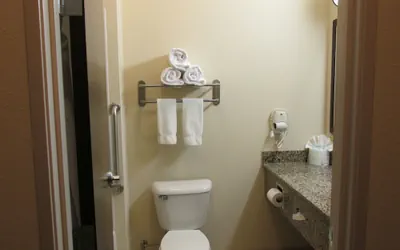 Photo 4 - Holiday Inn Express & Suites Wheeling by IHG