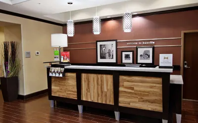Photo 4 - Hampton Inn Beeville
