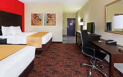 Photo 5 - La Quinta Inn & Suites by Wyndham Elk City