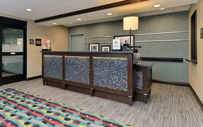 Photo 4 - Hampton Inn Iowa City/University Area