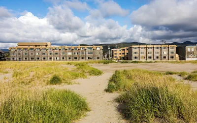 Photo 2 - Ebb Tide Oceanfront Inn