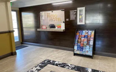 Photo 3 - Patio Motel