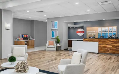 Photo 4 - Hampton Inn New Smyrna Beach