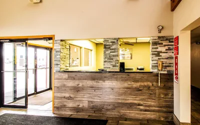 Photo 5 - Econo Lodge Watertown