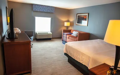 Photo 5 - Hampton Inn & Suites Jacksonville