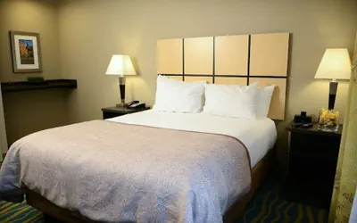 Photo 2 - Candlewood Suites Denver Northeast - Brighton by IHG