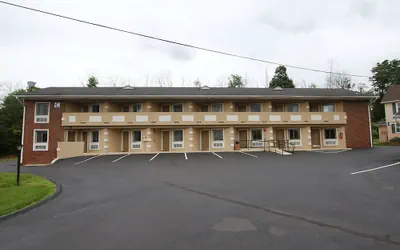 Travel Inn & Suites