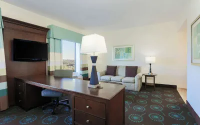 Photo 5 - Hampton Inn & Suites Wheeling-The Highlands