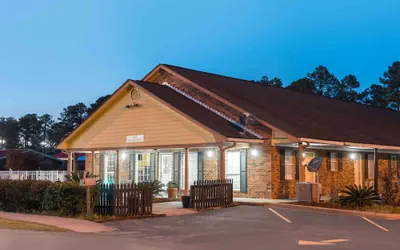 Photo 2 - Travelodge by Wyndham Santee